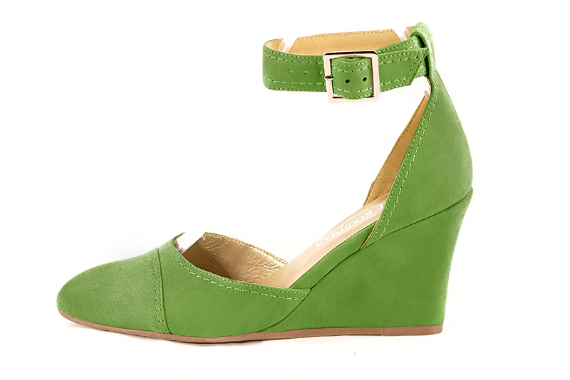 Grass green women's open side shoes, with a strap around the ankle. Round toe. High wedge heels. Profile view - Florence KOOIJMAN